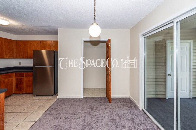 Foto del edificio - 2020 Coldspring Dr