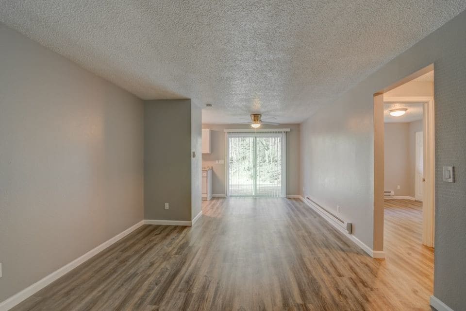 Primary Photo - 3701 Biscay St NW