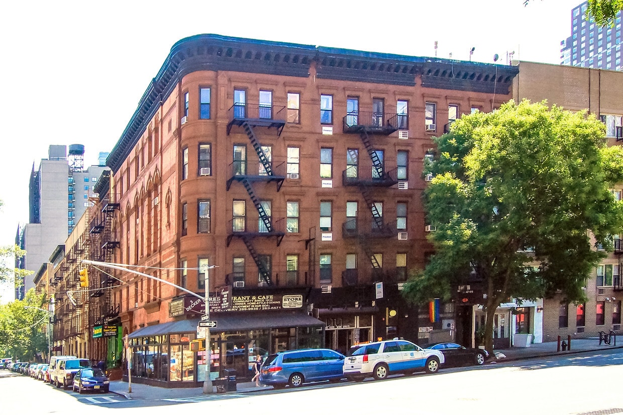 Primary Photo - 1746 2nd Ave