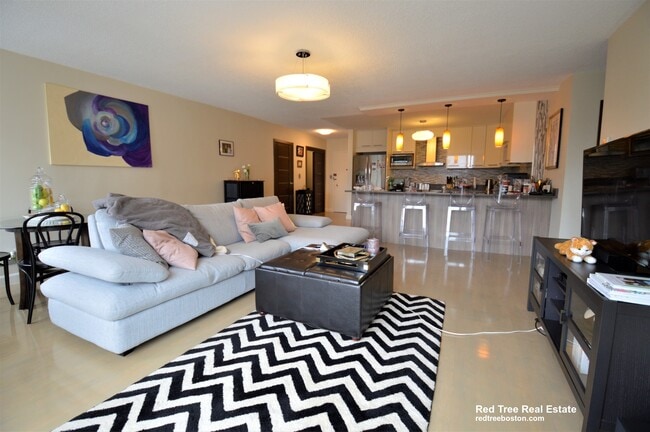 Building Photo - 50 Park St