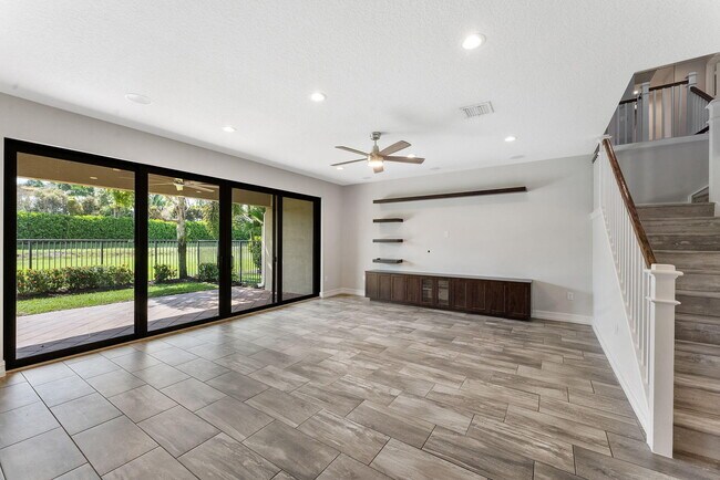 Foto del edificio - 14545 Alabaster Ave