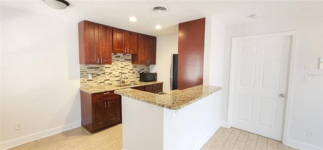 Building Photo - 14026 E Parsley Dr