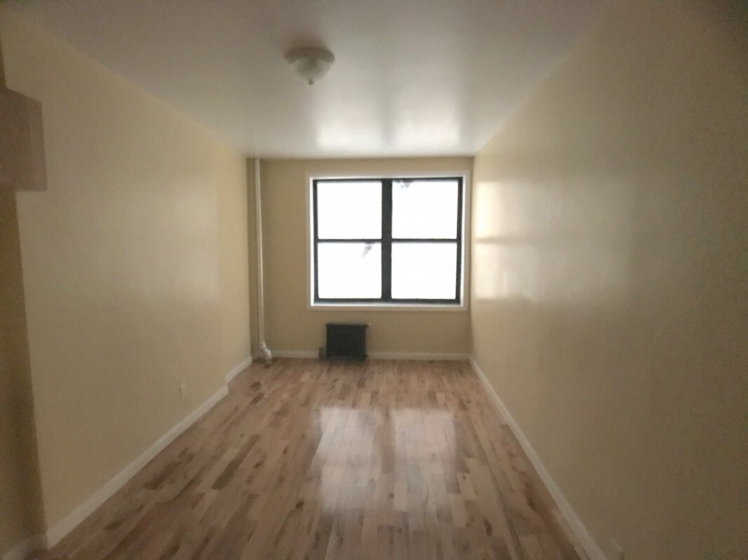 Primary Photo - 3609 Broadway