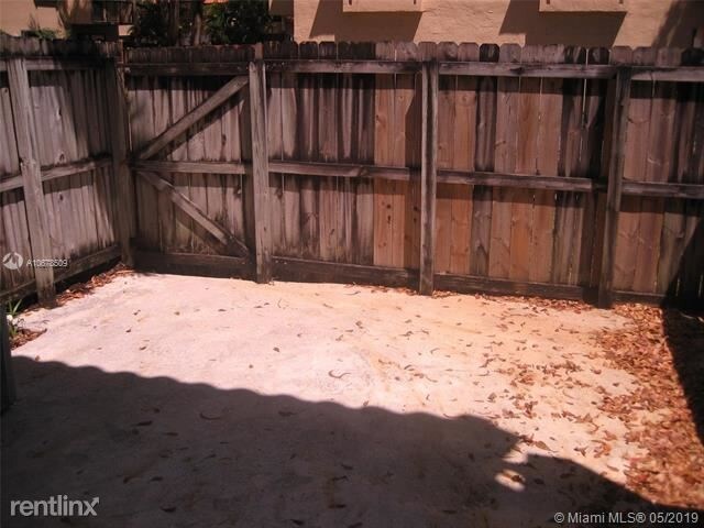 Foto del edificio - 2 br, 2 bath Condo - DADELAND COVE SEC 2