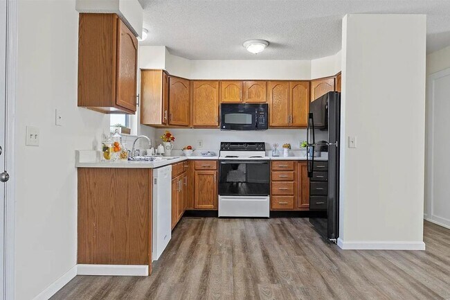 Foto del edificio - 3 Bedroom Apartment For Rent in Troy, MO