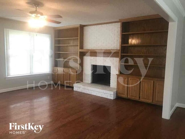 Foto del edificio - 3801 Blairwood St