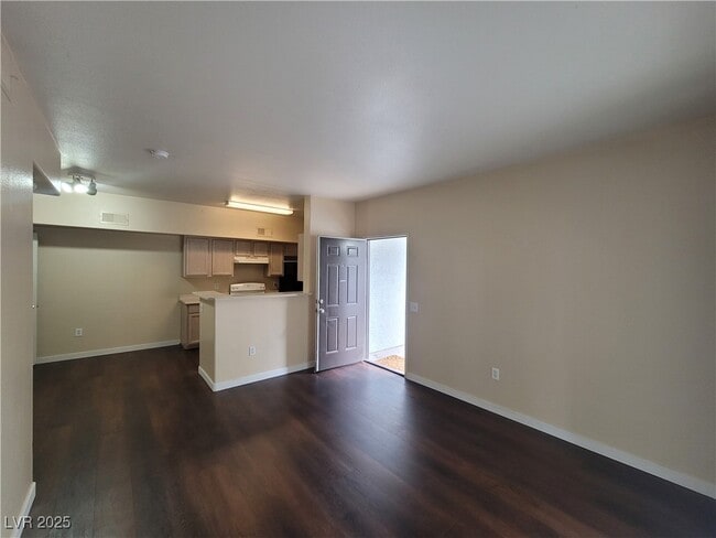 Foto del edificio - 2615 W Gary Ave