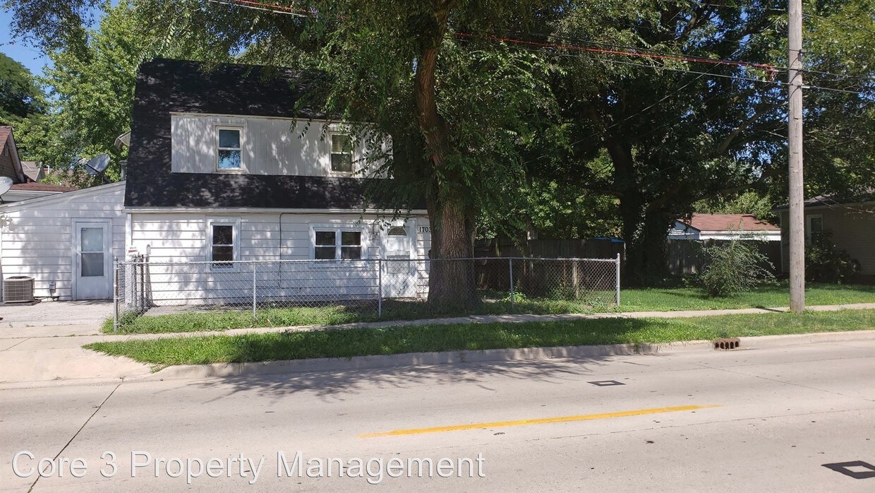 Primary Photo - 3 br, 1 bath House - 1703 Griffiths Ave