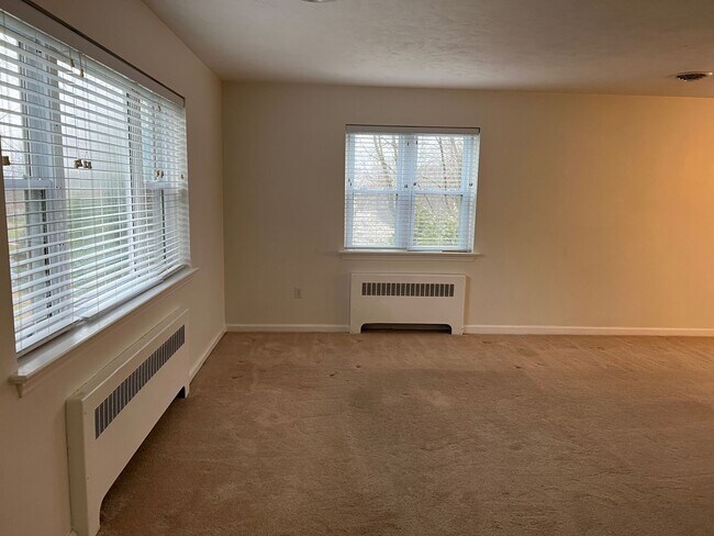 Foto del edificio - 405 Hemlock Dr SE