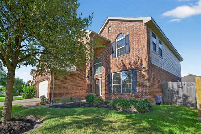 Foto del edificio - 17926 Tall Chestnut St