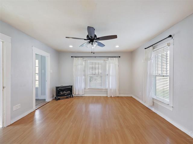 Building Photo - 105 E Hunt St