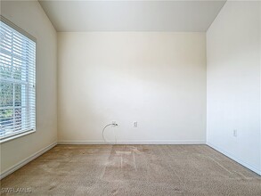 Building Photo - 1176 Oxford Ln