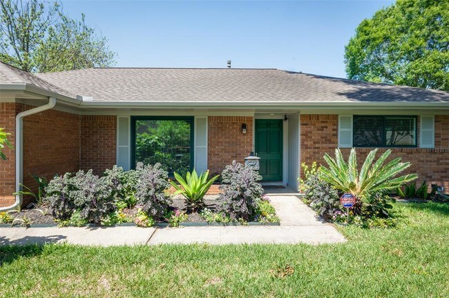 Building Photo - Houston Association of Realtors