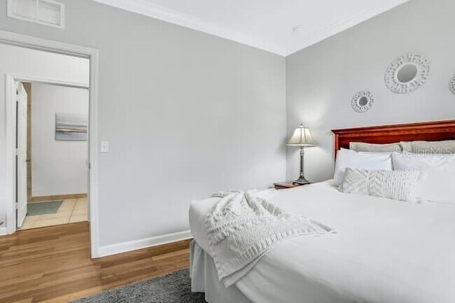 Building Photo - 1301 Tuscan Terrace
