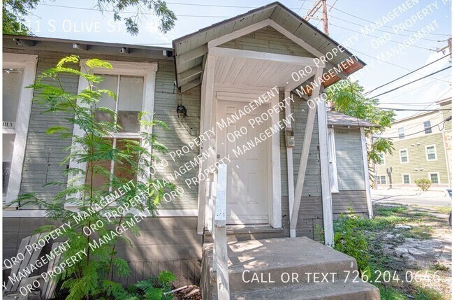 Building Photo - 111 S Olive St