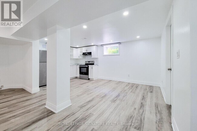 Photo du bâtiment - 265 W 19th St
