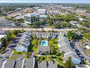 Building Photo - 726 Haven Pl