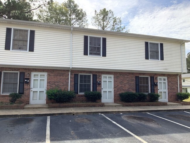 Building Photo - 1303 Eula Ct
