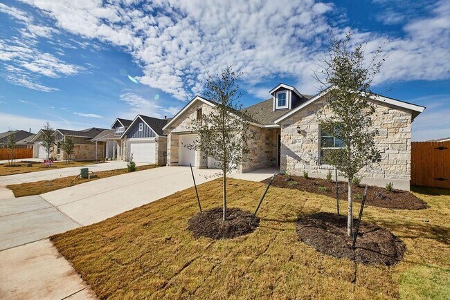 Building Photo - 128 Trailside Ln
