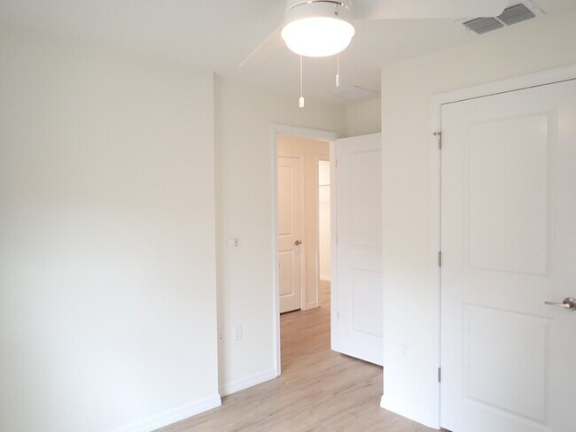 Foto del edificio - SEMINOLE WOODS