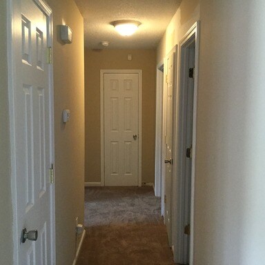 Building Photo - 408 Pineland Ave