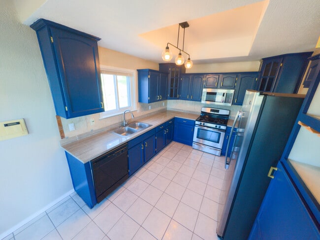 Foto del edificio - 1397 James Dudley Dr