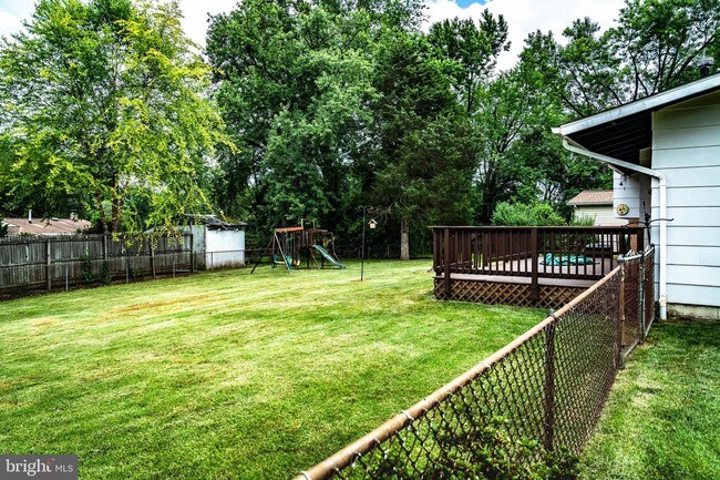 Building Photo - 11121 Byrd Dr