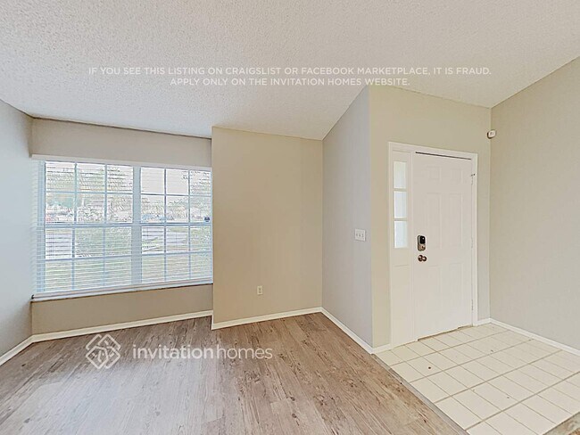 Foto del edificio - 1006 Henson Ct