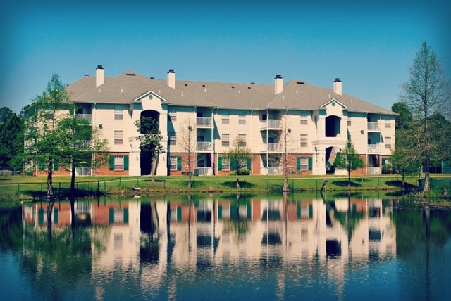Building Photo - Cypress Lake Apartments