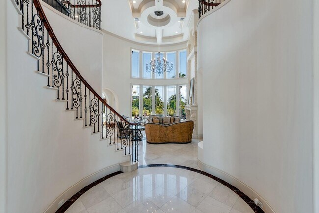 Foto del edificio - 30 Bella Vista Ave