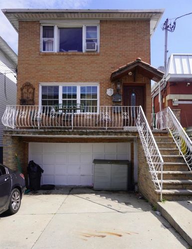 Building Photo - 1106 91st St