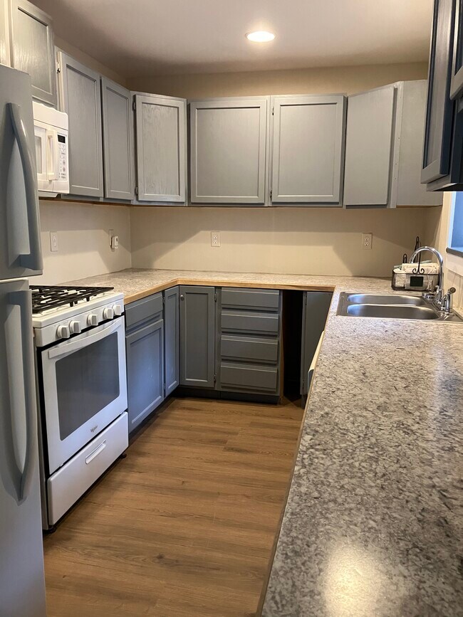 Foto del edificio - 13110 42nd Ave SW