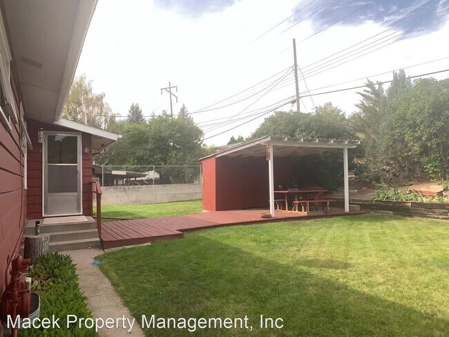 Foto del edificio - 3 br, 2 bath House - 153 Riverview Dr E