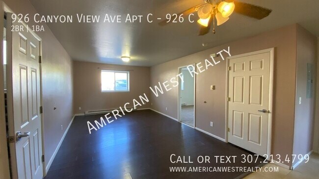Foto del edificio - 926 Canyon View Ave