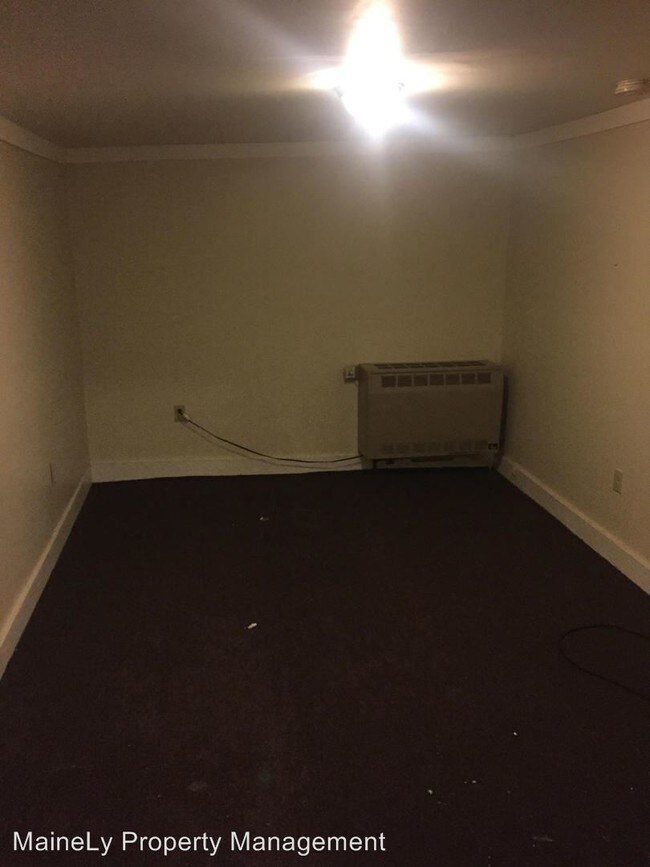 Building Photo - 24 Main St