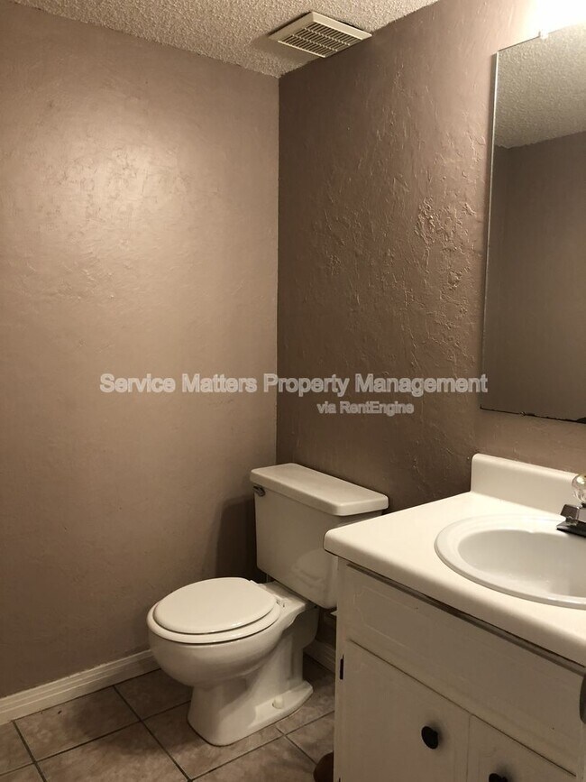 Foto del edificio - 1111 Bloodworth Ln