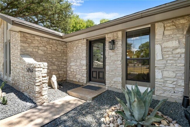 Building Photo - 9703 Braes Valley St