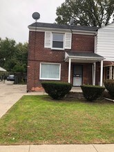 Building Photo - 2107 Ewald Cir