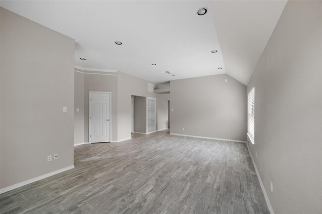 Foto del edificio - 9847 Willow Crossing Dr