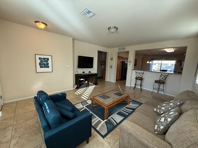 Foto del edificio - Furnished Home with Pool/Spa & Solar in Araby Crossing!