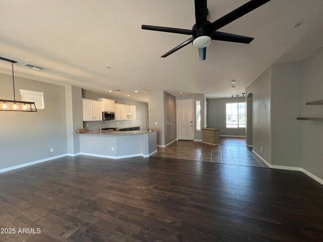 Foto del edificio - 6729 S Pewter Way