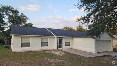 Building Photo - 15405 Margaux Dr