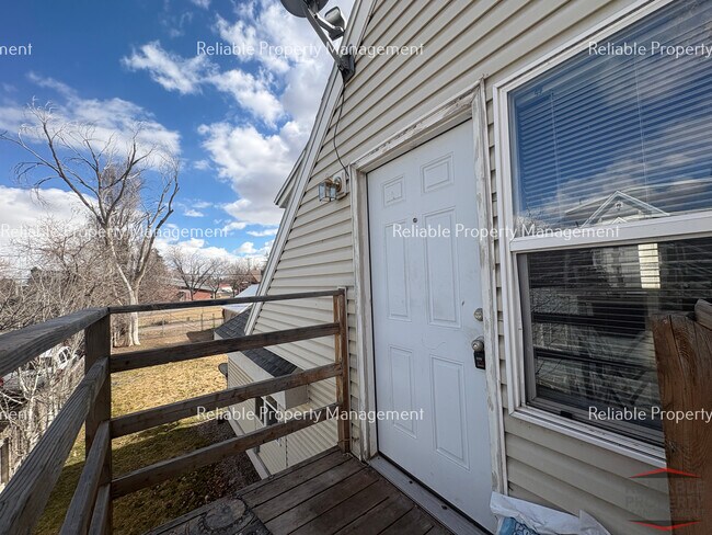 Foto del edificio - 626 N Water Ave