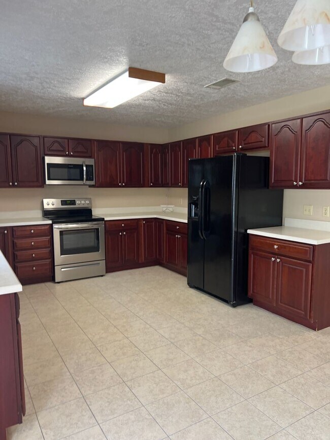 Foto del edificio - 110 Maverick St.