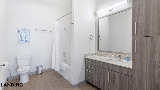 Foto del edificio - 101 S Center St