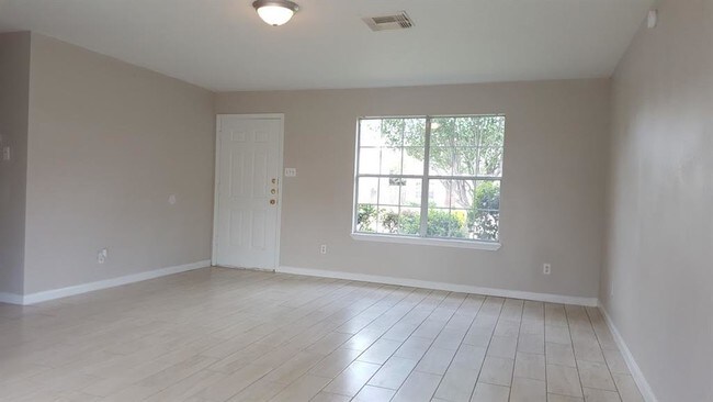 Foto del edificio - 12226 Greensbrook Forest Dr
