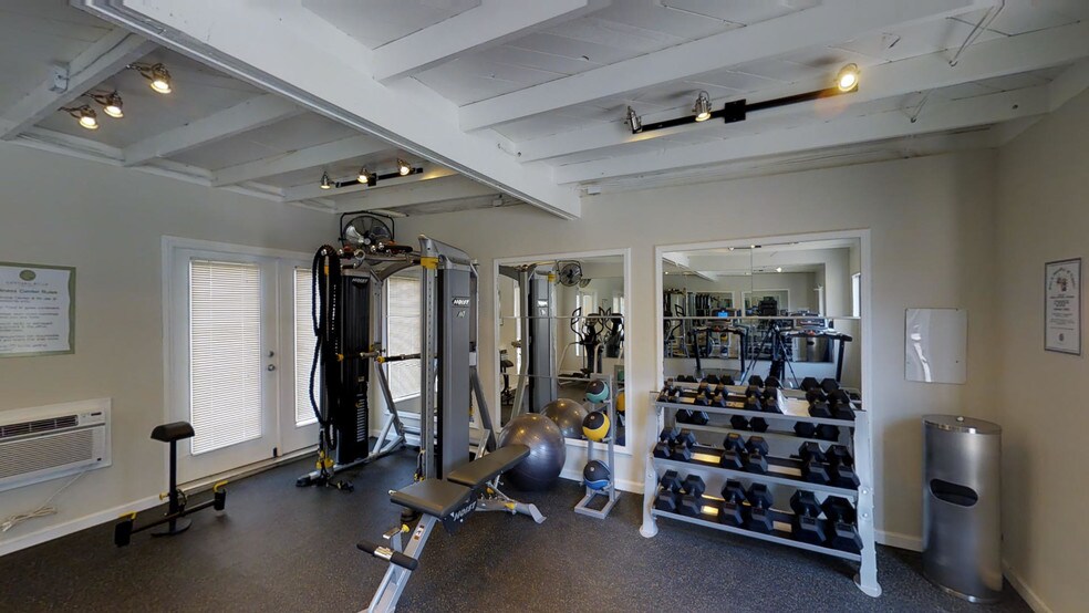 Lantana Hills Apartment Homes