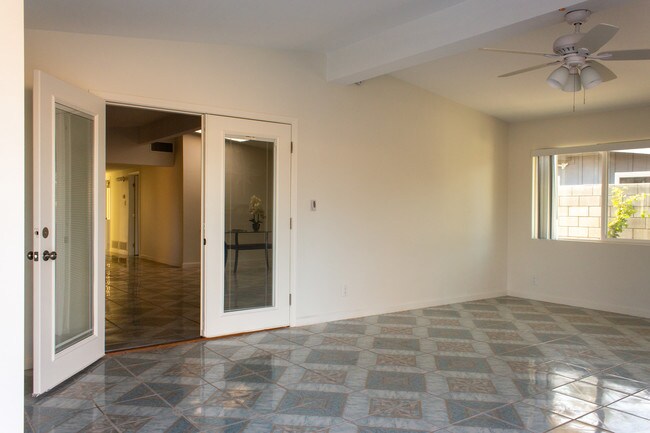 Foto del edificio - 74092 Aster Dr