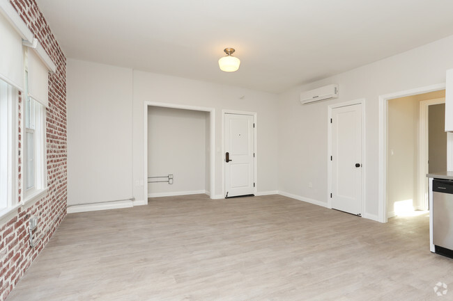 1 Bedroom 550sf - The Eleanor Apartments