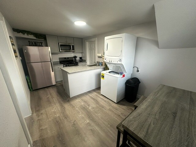 Building Photo - 2617 Snyder Ave Building Photo - 2617 Snyder Ave